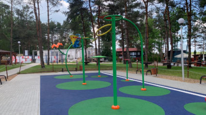 AQUA TIM - Montaż zjeżdżalni wodnych i suchych każdego typu i producenta. Serwisy i przeglądy techniczne.